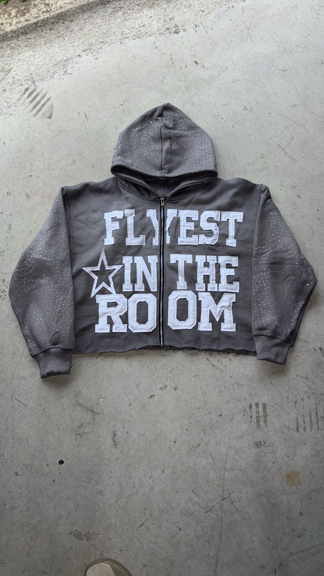 FLYEST 🌟 “WOLF” ZIP UP